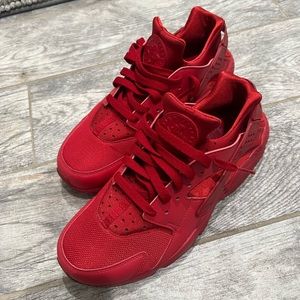 Nike huarache red US men’s size 10.5